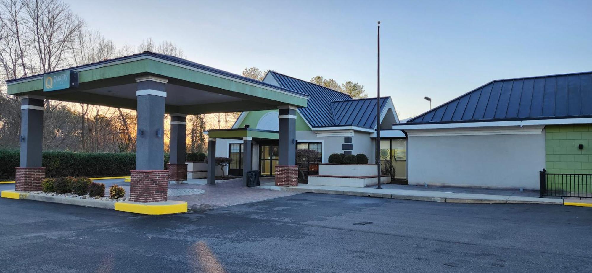 Quality Inn North Yellow Tavern Exterior foto